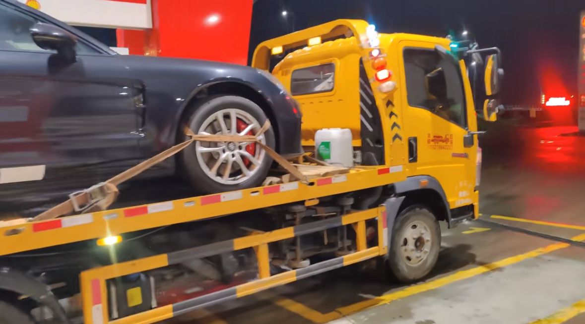 湖北行车途中遇到突发状况该如何呼叫道路救援？